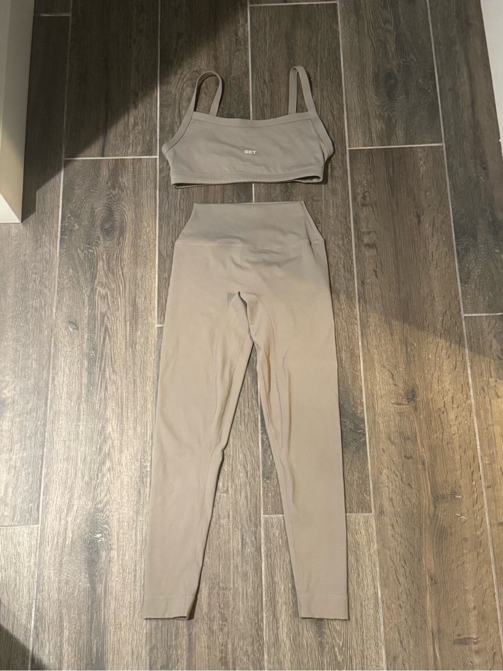 Set Active Seamless Leggings and Sports Bra Set - Top size M Bottoms size S